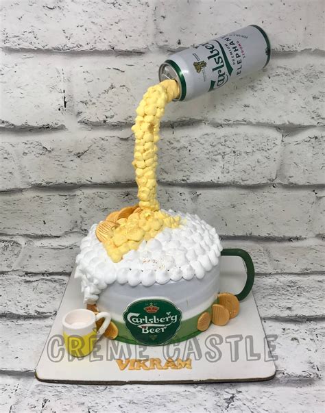 Carlsberg Drip Cake - Creme Castle
