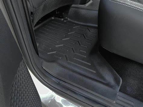 Ford Everest Moulded Floor Mats | Escape Gear