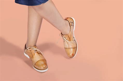 A Quick Guide To Italian Shoe making Techniques – La Marca