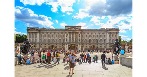 Top 10 Largest House in the World in 2025