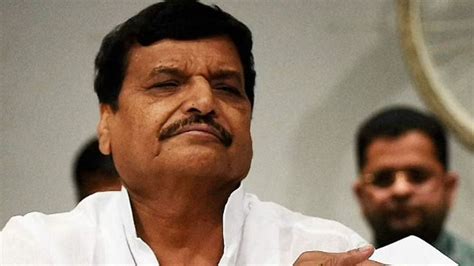 Shivpal Yadav meets families of victims of Tharvai incident will submit ...