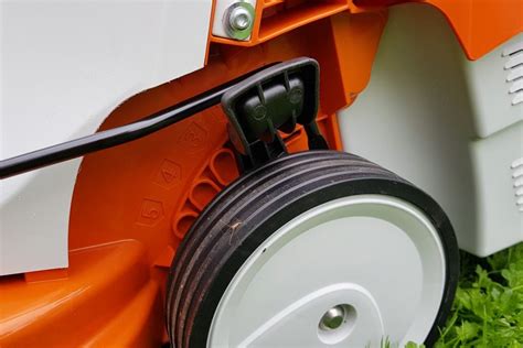 Stihl RMA 235 Cordless Lawnmower Review   Trusted Reviews