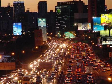 Caída del sector automotriz venezolano | Meer