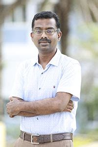 Index of /assets/images/engineering/me/faculty