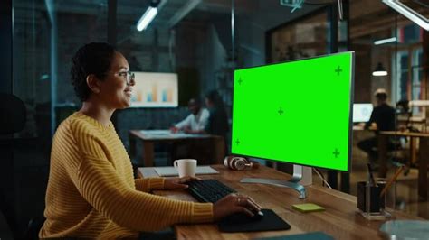 Greenscreen Modern Day Computer 的图像结果