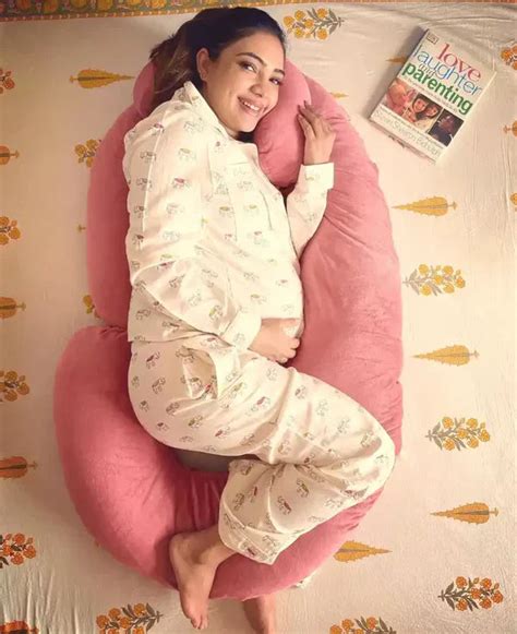 Cozy Plush C Shape Pregnancy Pillow XL Size – Quilt Comfort