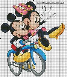 copriletto topolino e minnie schema minnie e topolino punto croce schemi disney e baby copriletto topolino e minnie schema minnie e topolino punto croce schemi disney e baby