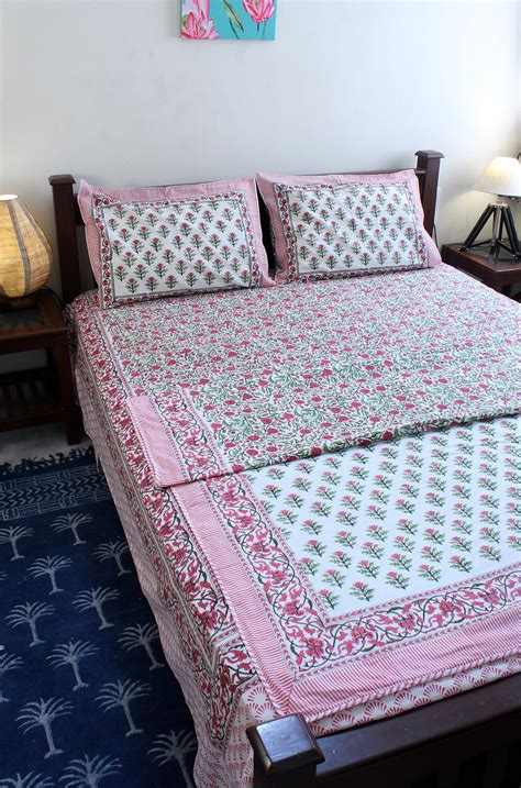 White and Pink Hand Block Printed Mul Mul Cotton Reversible Single Doh ...