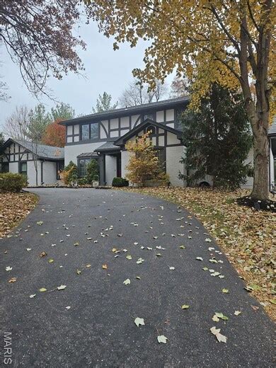 102 Camfield Square Dr, Saint Louis, MO 63141 | Homes.com