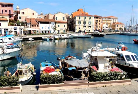 Sardinia Yacht Charter Guide: What You Need to Know