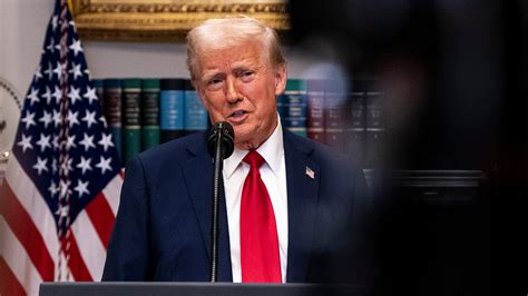 Trump Says He Plans to Impose 10% Tariffs on Chinese Imports on Feb. 1 ...