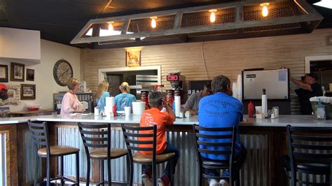 Backroad Travels: Wolf River Cafe shares Rossville square with new ...