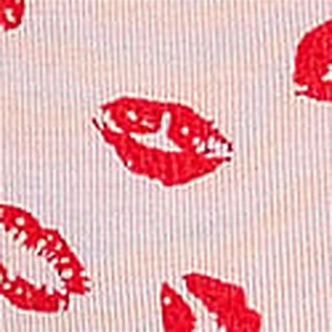 Thongs: Buy Thongs For Women Online at Best Price | Victoria's Secret India