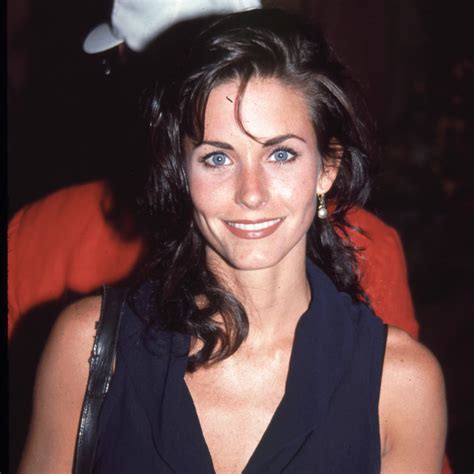 19 Unseen Photos of Courteney Cox Young - ZestVine - 2025