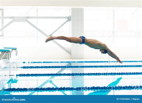 Swimmer Starting Block 的图像结果