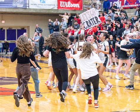 OSAA Class 5A girls basketball state championship: Crater Comets vs ...