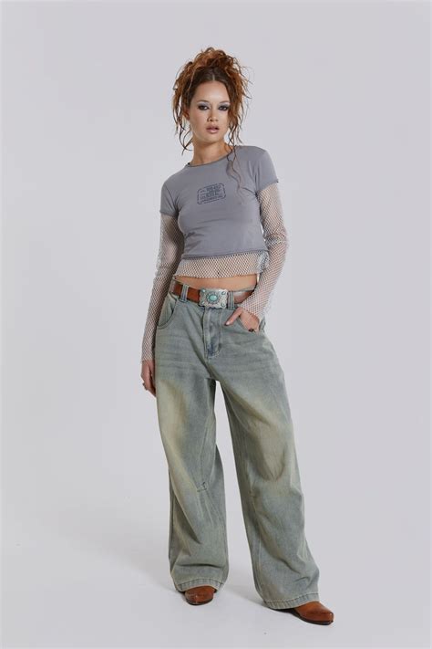 Light Wash Colossus Jeans | Denim pants fashion, Women jeans, Denim fabric