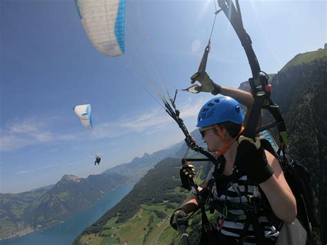 Paragliding Schweiz 2026: Top-Tandemflüge mit Bestpreis