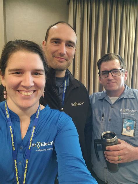 Mr. Electric Office Photos