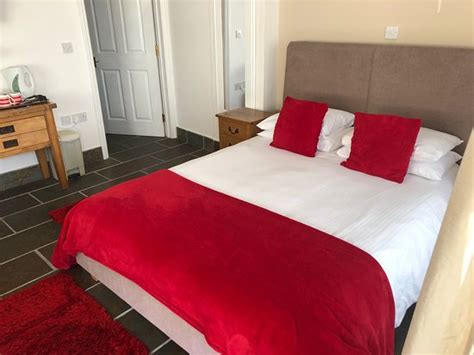 SAWYERS BED & BREAKFAST (Looe, Cornwall) - B&B Reviews, Photos, Rate ...