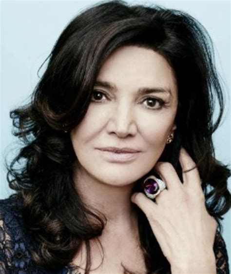 Shohreh Aghdashloo Young