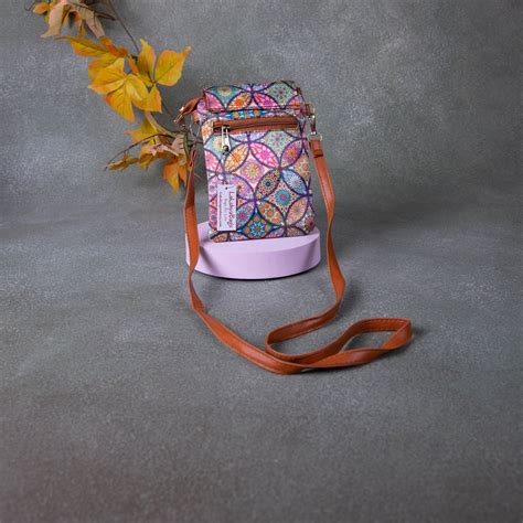 Water-Ressistant Mobile Slings Colourful Kalamkari Design – lakshya bags