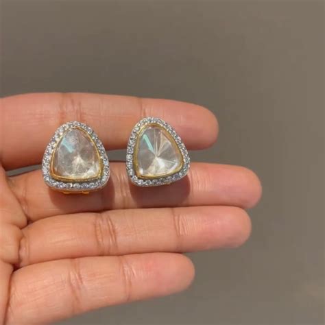 Triangular Polki studs – Kantika Jewels