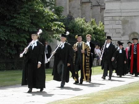 英国留学：好消息！剑桥硕士申请费降三分之一，博士免除申请费 - 知乎