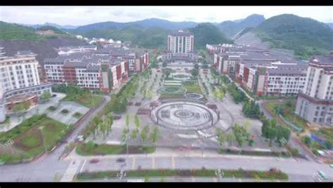 黔东南民族职业技术学院2017年秋季军训航拍_腾讯视频