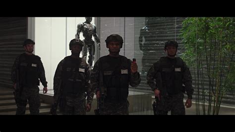 RoboCop 2014 vs 的图像结果