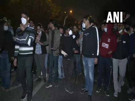 Doctors' body calls for shutdown of healthcare institutions, Delhi ...