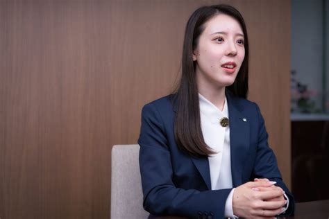 「やれることは全部やる」。 事務総合職新人賞を獲得したパワーと勢いで上を目指す ｜ OPENIA（オープニア）