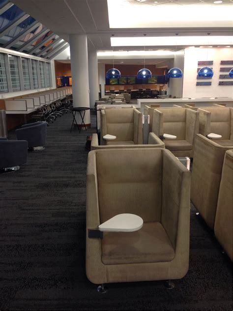 Delta Sky Club at Minneapolis-Saint Paul International Airport | Amex US