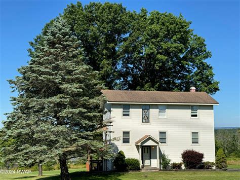 1926 Owego Tpke, Honesdale, PA 18431 - See Est. Value, Schools & More