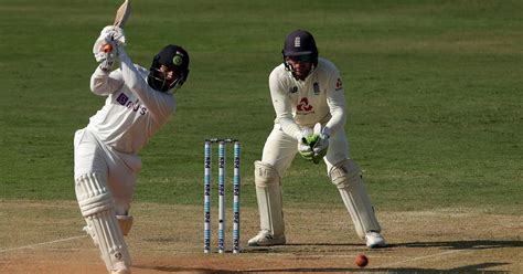 Watch: Rishabh Pant scores counterattacking 91 to keep India alive in ...