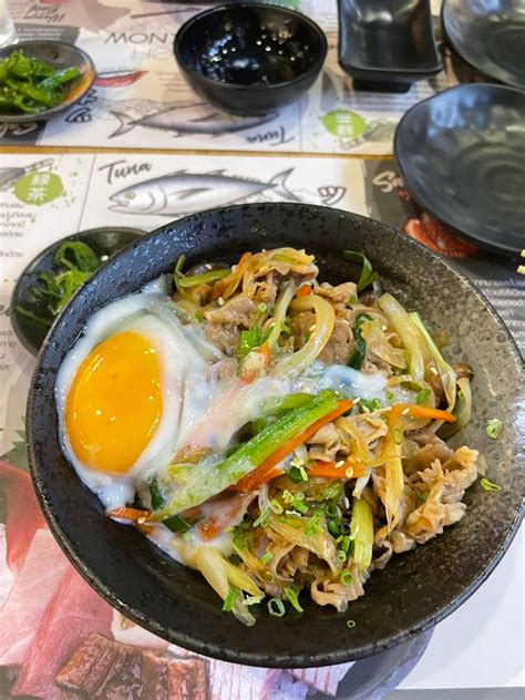 รูป Ryoshi Sushi เกตเวย์ เอกมัย