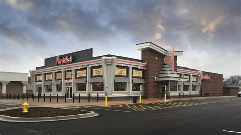 Portillo's - Harwood Heights, IL - Jensen & Jensen Architects