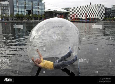 Human Hamster Ball 的图像结果