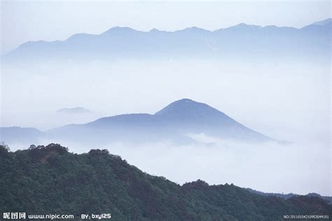 摄影天地0012-综合图-综合图库-高山 云景 平视-图行天下素材网