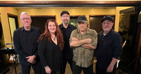 Circle Of Fifths back at Muggs!, Muggs-N-Manor, Addison, 15 February ...