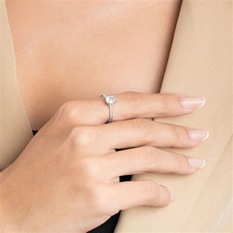 Shop Designer Silver Rings for Women at 40% Off - Touch925