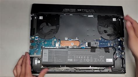 Alienware R17 M3 Replacing the Fan 的图像结果