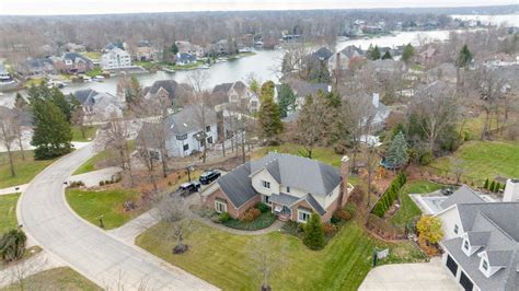 8688 Moon Bay, Indianapolis, IN - lhrmls-01927102 - LakeHomes.com