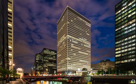 222 S Riverside Plz, Chicago, IL 60606 - Fifth Third Center | LoopNet