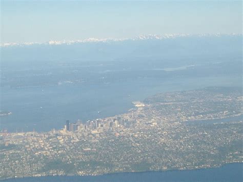 Seattle Aerial View 的图像结果