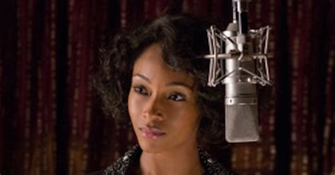 It's Here! Watch the Trailer for Lifetime's Whitney Houston Movie | E! News