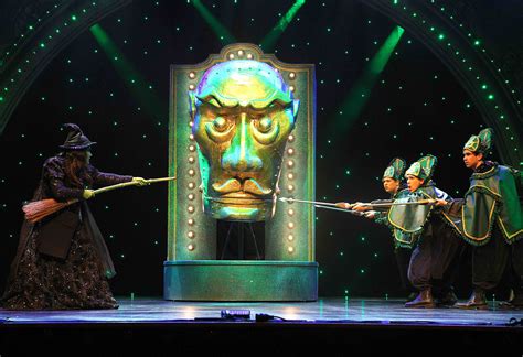 Wizard Of Oz Head Wicked