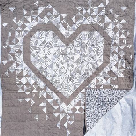 Image result for Mini Exploding Heart Quilt Pattern