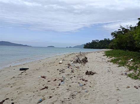 Don't go. - Reviews, Photos - UMS ODEC beach - Tripadvisor