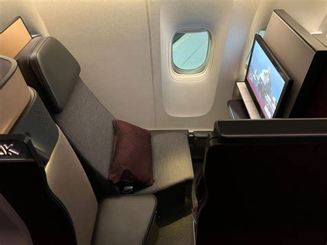 Qatar Airlines Business Class 的图像结果